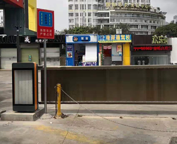 中卫车库广告道闸